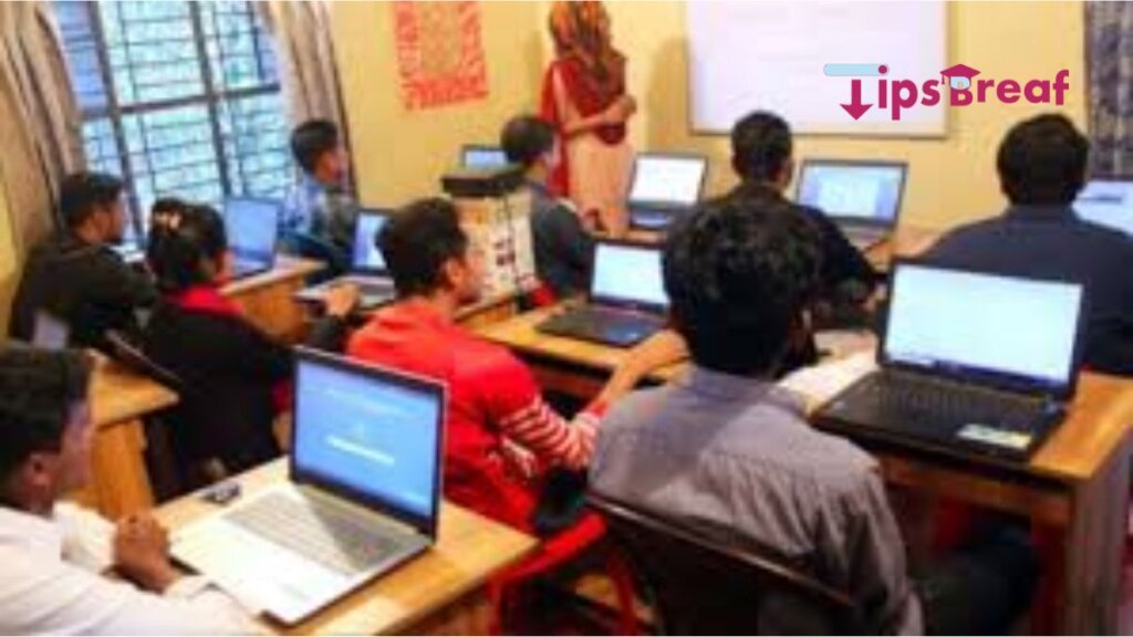 বিনামূল্যে ৬৪ জেলায় ফ্রিল্যান্সিং প্রশিক্ষণ, থাকছে প্রতিদিন ভাতা
